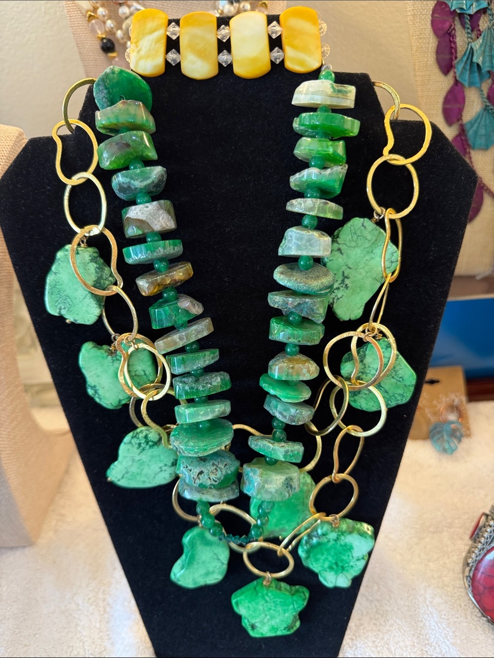 Come dig with me.  Unlisted gorgeousness in every price range. - Picture 4 of 17